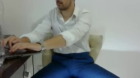 Snapshot of rafaelssk chatting on 02/27/26, 09:20 elenacam online show from 02/27/26, 09:20