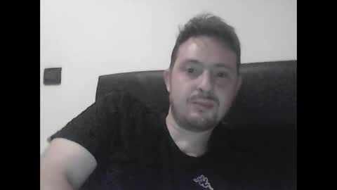 Snapshot of raffapelle49 chatting on 05/18/26, 07:20 raffapelle49 online show from 05/18/26, 07:20