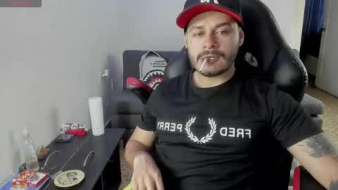 Snapshot of ragnar_lothbrok77 chatting on 12/14/25, 08:57 ragnar_lothbrok77 online show from 12/14/25, 08:57