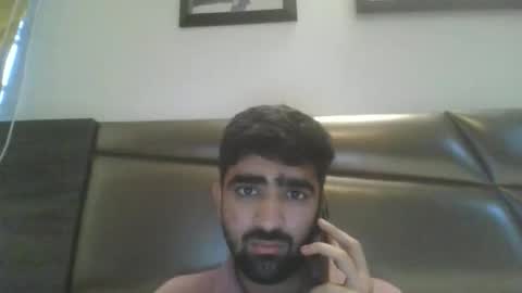 rahull11606 online show from 10/31/25, 12:28