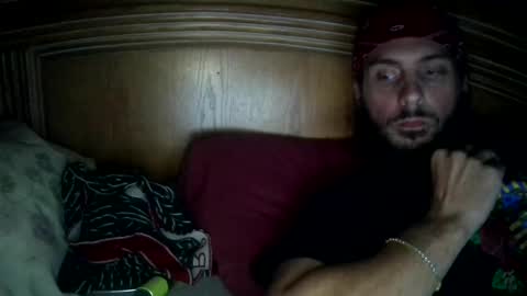 Snapshot of raidersman757 chatting on 10/20/25, 01:50 hitman online show from 10/20/25, 01:50