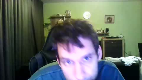 Snapshot of raimondo32 chatting on 02/18/25, 02:59 Raimondo te Paste online show from 02/18/25, 02:59