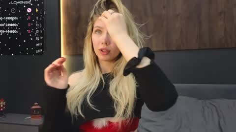 Lisa online show from 12/29/24, 08:15