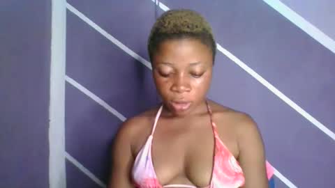 Snapshot of rainbow_baby26 chatting on 10/05/25, 07:12 rainbow baby26 online show from 10/05/25, 07:12