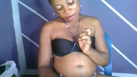 Snapshot of rainbow_baby26 chatting on 10/08/25, 11:24 rainbow baby26 online show from 10/08/25, 11:24