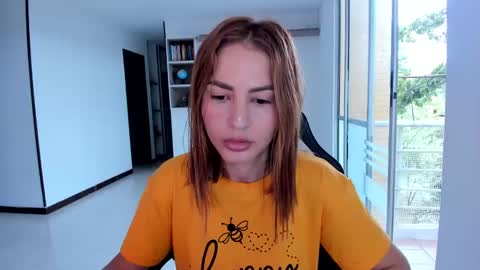 Jennyindependent model . online show from 03/02/25, 07:23