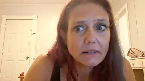 Snapshot of rainbowbrooke79 chatting on 09/26/25, 05:55 rainbowbrooke79 online show from 09/26/25, 05:55