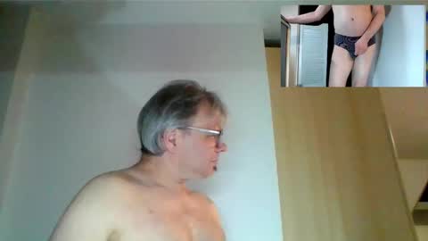 Rainer online show from 12/25/24, 11:42