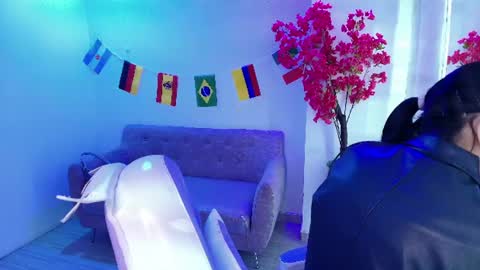 Rainy  online show from 06/17/26, 11:45