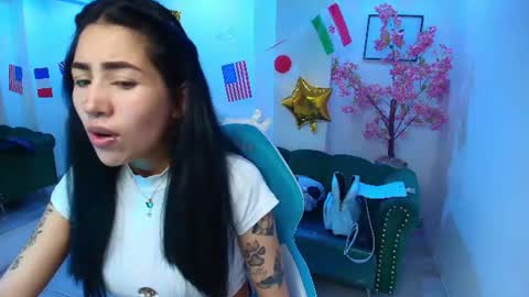 Rainy  online show from 06/24/26, 06:40