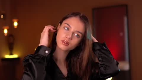 Raisa online show from 03/06/25, 08:19