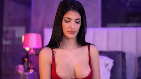 Snapshot of raisakali chatting on 11/01/25, 04:53 Raisa online show from 11/01/25, 04:53