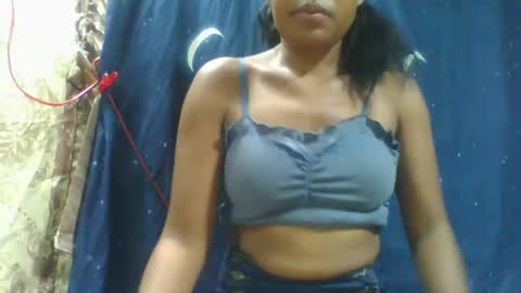 Snapshot of raissalove688460 chatting on 06/06/26, 02:27 raissalove688460 online show from 06/06/26, 02:27