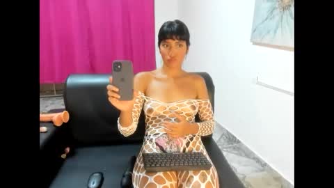 raizaack online show from 09/12/25, 04:23