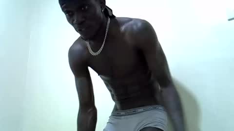 Snapshot of rakeem_1_ chatting on 02/21/25, 07:32 rakeem 1 online show from 02/21/25, 07:32