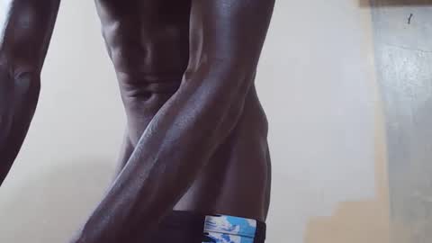 Snapshot of rakeem_1_ chatting on 11/28/25, 12:41 rakeem 1 online show from 11/28/25, 12:41