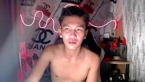 ralfhuge24 online show from 10/31/25, 09:05