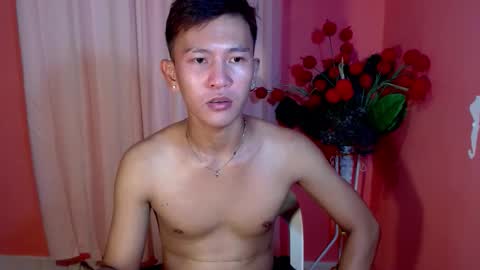 ralfhuge24 online show from 11/23/25, 06:24