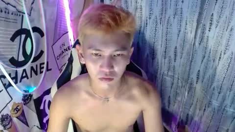 ralfhuge24 online show from 12/14/25, 06:52