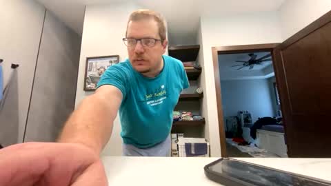 Snapshot of ralph_roberts chatting on 02/15/26, 05:09 Ralph Roberts online show from 02/15/26, 05:09