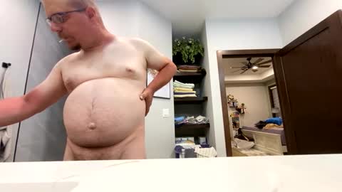 Snapshot of ralph_roberts chatting on 06/08/26, 02:23 Ralph Roberts online show from 06/08/26, 02:23