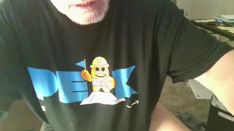 Snapshot of ram4u123 chatting on 11/23/25, 11:43 Ram online show from 11/23/25, 11:43