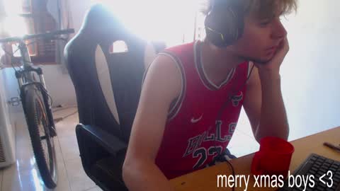 Ramiro online show from 12/28/24, 12:45