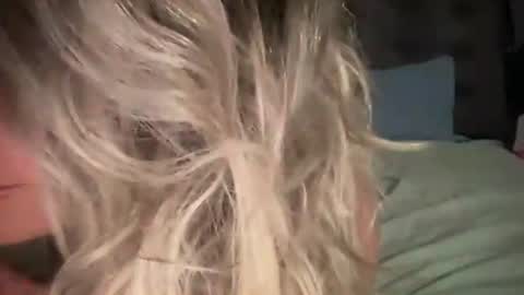 Mamakel online show from 11/25/25, 03:39