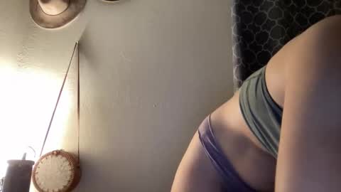 Snapshot of ramonajas chatting on 10/27/25, 03:43 RamonaJ online show from 10/27/25, 03:43