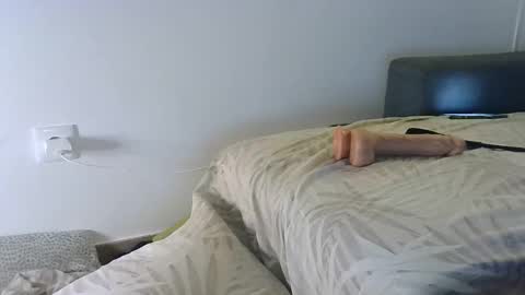 ranchoarg online show from 10/27/25, 02:04