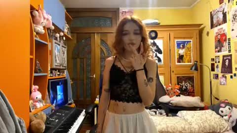 Silvia online show from 09/12/25, 11:54