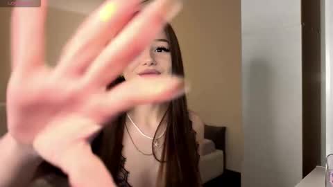 Snapshot of randiburt_ chatting on 03/22/26, 12:41 Luna online show from 03/22/26, 12:41