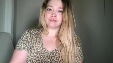 Snapshot of randiigirl69 chatting on 10/13/25, 09:53 Randii online show from 10/13/25, 09:53