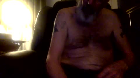 Snapshot of rando56 chatting on 09/28/25, 10:53 Randy online show from 09/28/25, 10:53