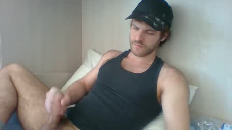 Snapshot of randomguy_42 chatting on 06/03/26, 10:18 randomguy_42 online show from 06/03/26, 10:18