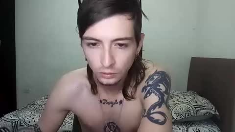 Snapshot of rangel_sex chatting on 10/14/25, 01:50 Rangel and Lola online show from 10/14/25, 01:50