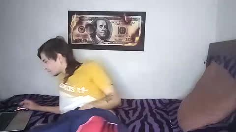 Snapshot of rangel_sex chatting on 11/04/25, 10:20 Rangel and Lola online show from 11/04/25, 10:20