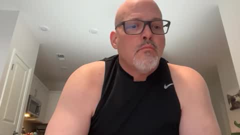 raphy1978 online show from 12/22/25, 06:49