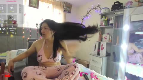  Rapunzell  online show from 11/17/25, 01:17