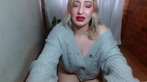 Raquel online show from 12/04/24, 07:34