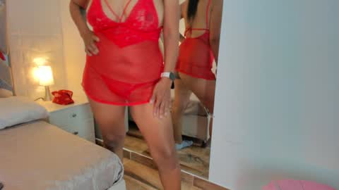 Raquel Moore  online show from 01/10/25, 08:04