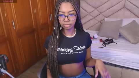Raquel online show from 11/10/25, 11:53