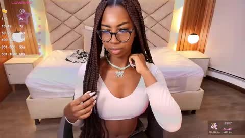 Raquel online show from 02/18/26, 12:45