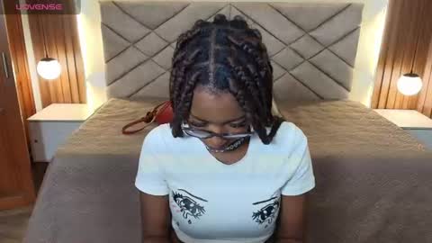 Raquel online show from 07/19/26, 11:58