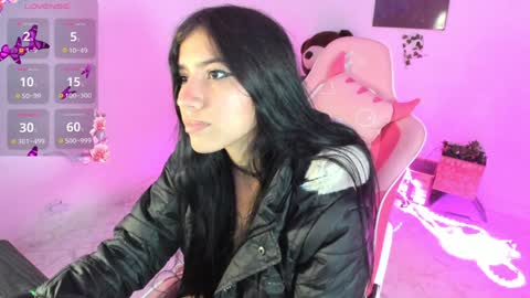Snapshot of raquell_cutee chatting on 12/03/24, 02:14 Raquell online show from 12/03/24, 02:14