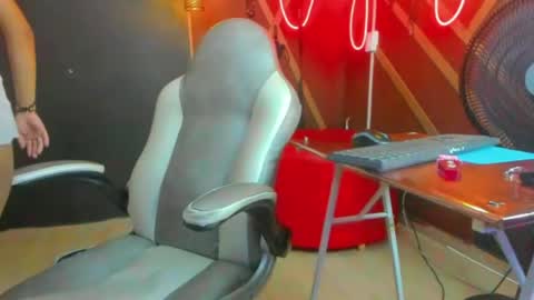 Snapshot of rashelderosa chatting on 06/17/26, 01:01 RashelDerosa online show from 06/17/26, 01:01