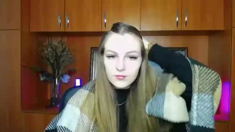 raspberry0101 online show from 09/27/25, 06:29