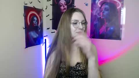 raspberry0101 online show from 10/24/25, 07:43