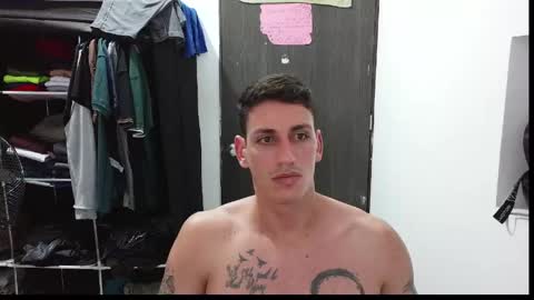 Snapshot of raul240335 chatting on 05/18/26, 12:18 Raul online show from 05/18/26, 12:18