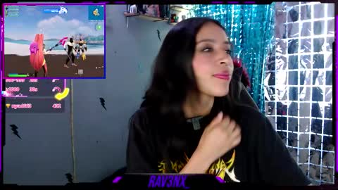 Snapshot of rav3nx_ chatting on 10/16/25, 11:44 online show from 10/16/25, 11:44